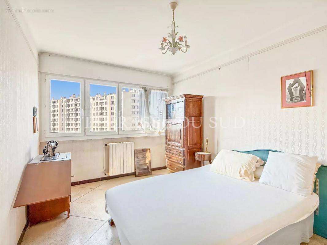 Appartement à MARSEILLE-14E