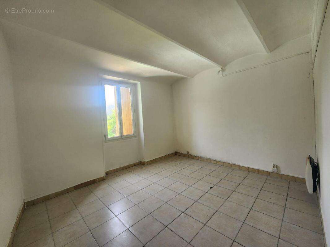 Appartement à BESSEGES