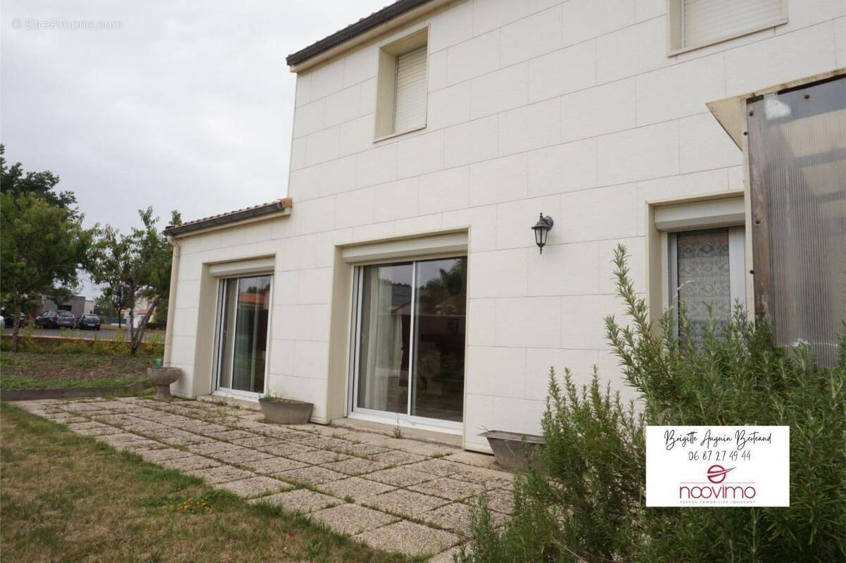 Maison à MORTAGNE-SUR-SEVRE