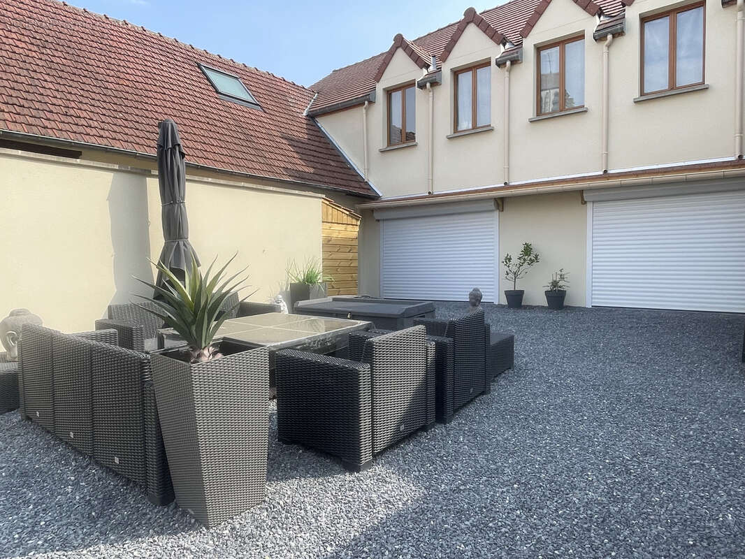 Appartement à LE MESNIL-EN-THELLE