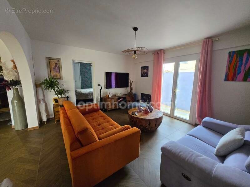 Appartement à PORT-DE-BOUC