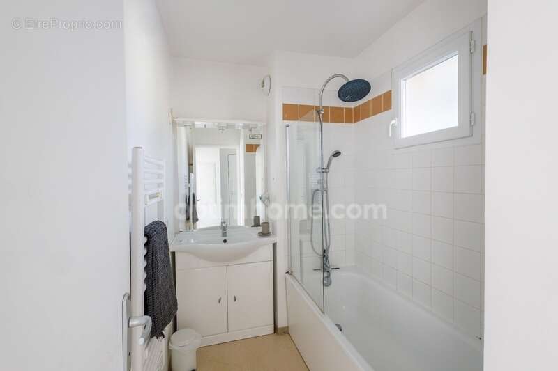 Appartement à EQUEMAUVILLE