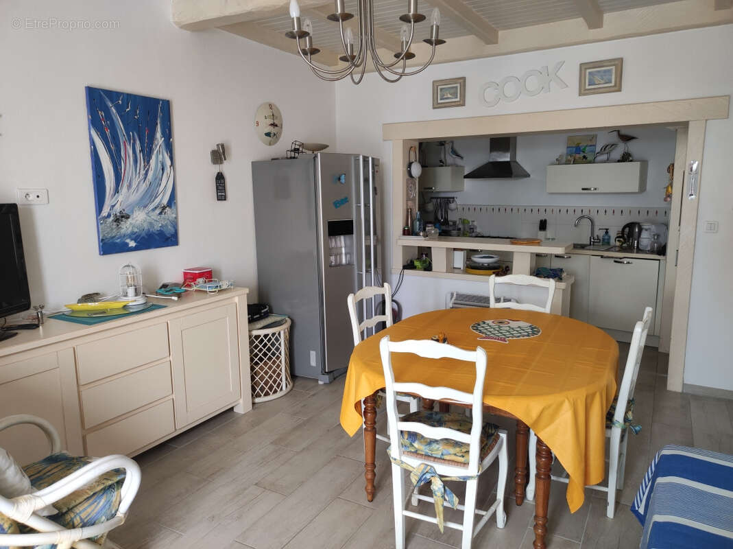 Maison à L&#039;EPINE