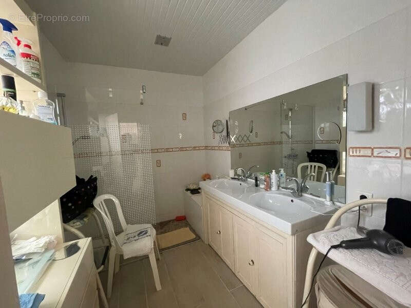 Maison à L&#039;EPINE