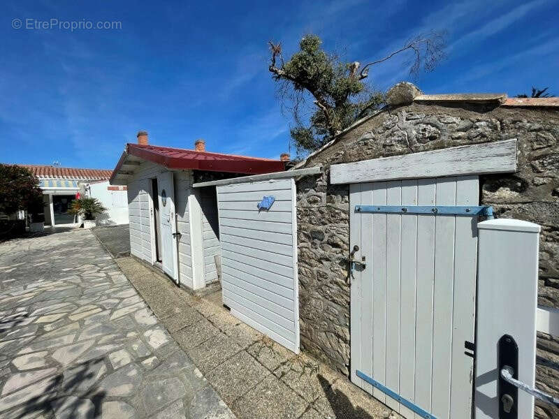 Maison à L&#039;EPINE