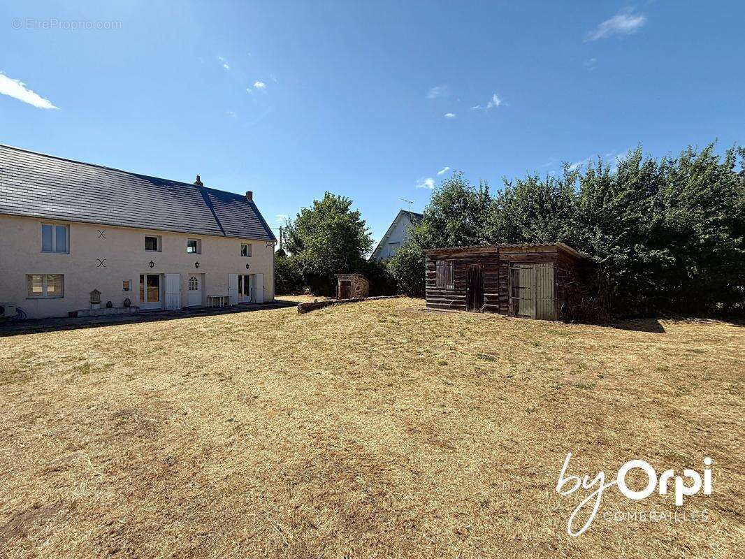 Maison à NEUF-EGLISE