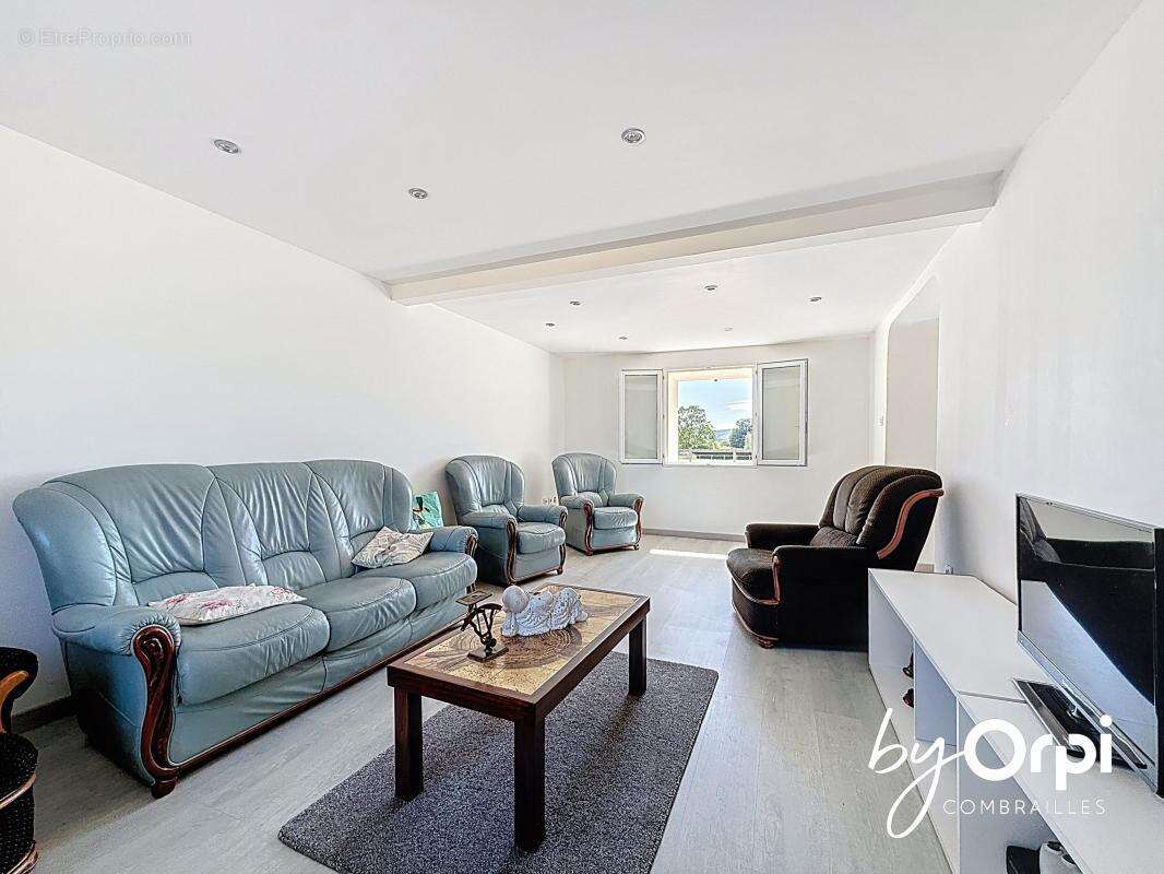 Maison à NEUF-EGLISE