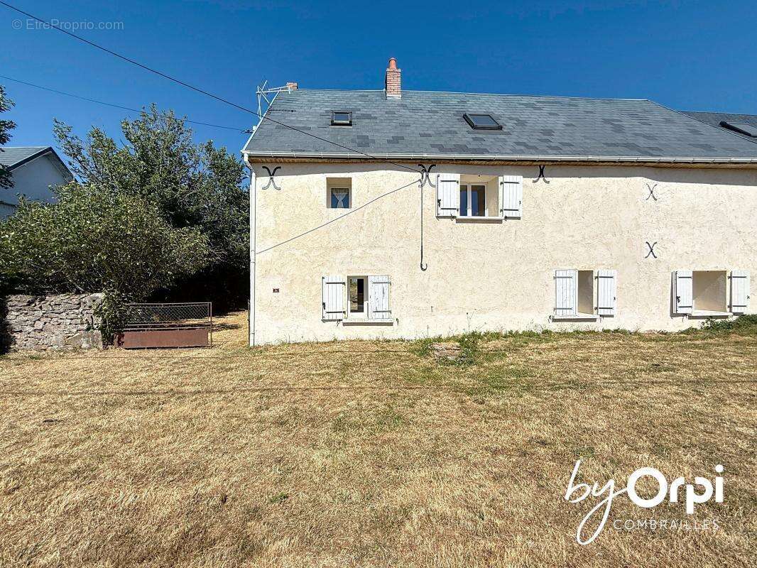 Maison à NEUF-EGLISE