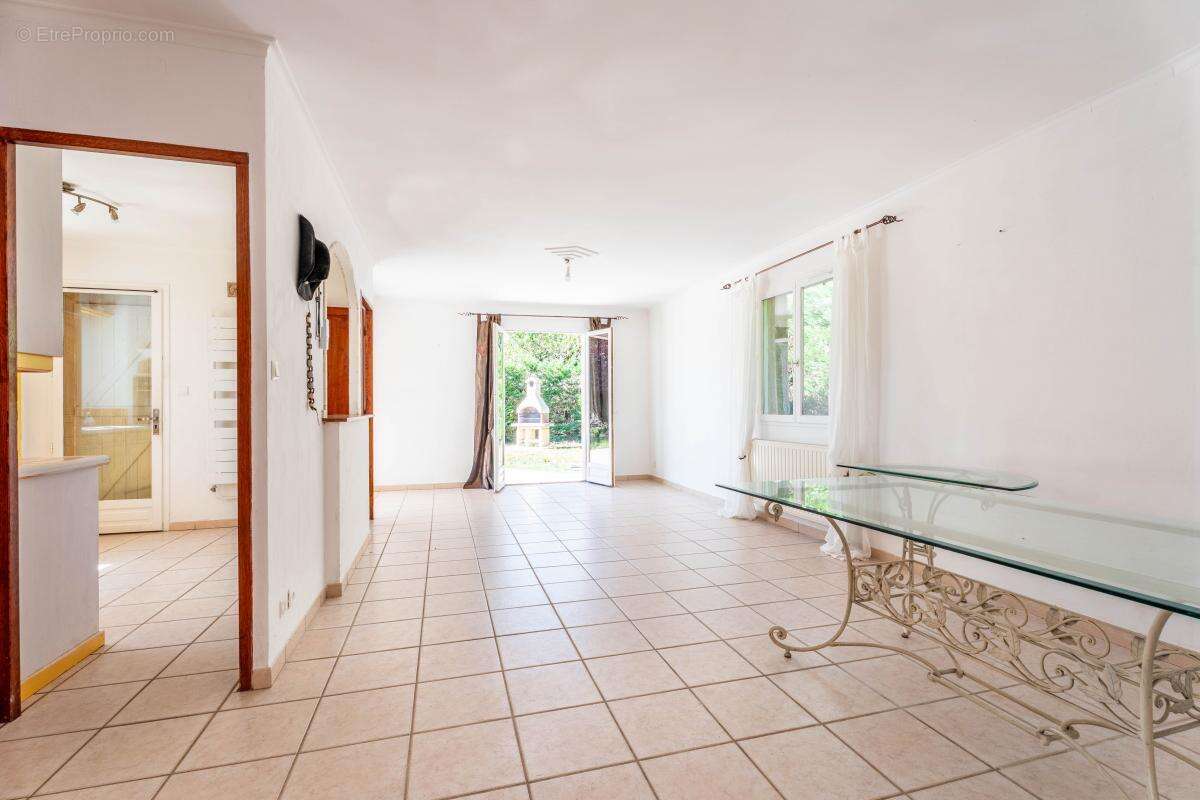 Maison à SAINT-ROMAIN-DE-POPEY