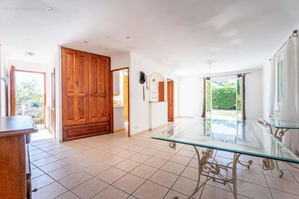 Maison à SAINT-ROMAIN-DE-POPEY