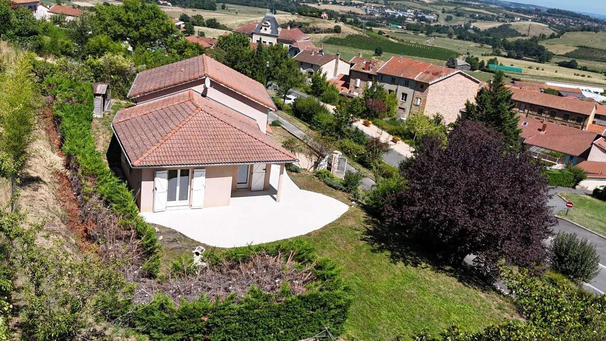 Maison à SAINT-ROMAIN-DE-POPEY