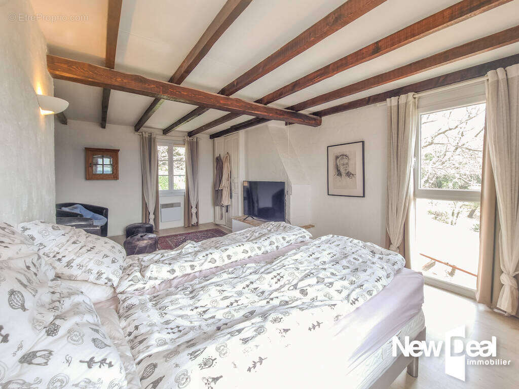 Maison à MONTAUROUX