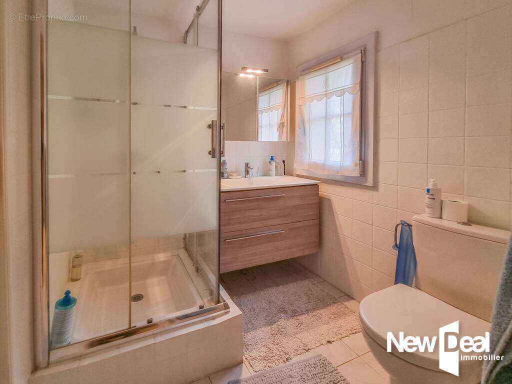 Maison à MONTAUROUX