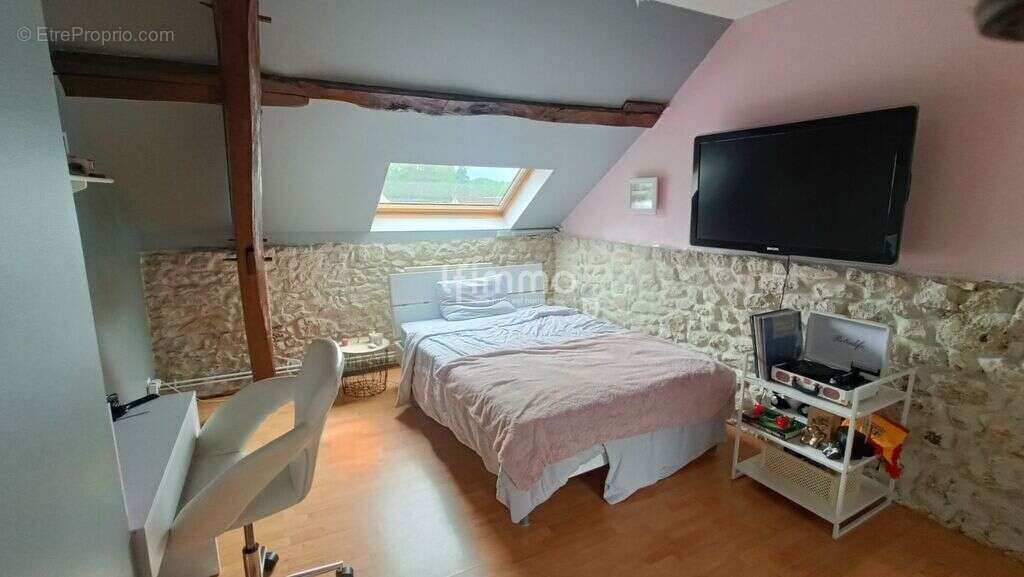 Maison à LONGUEVILLE