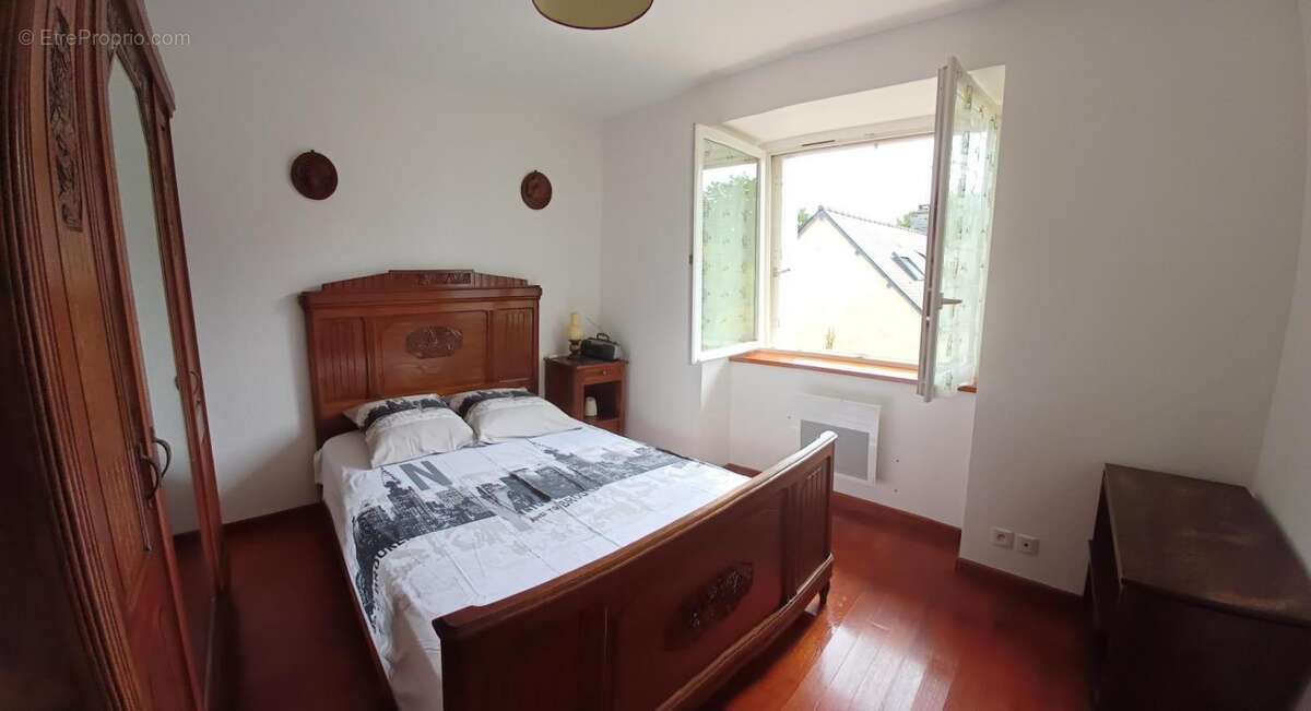 Maison à ROZ-LANDRIEUX