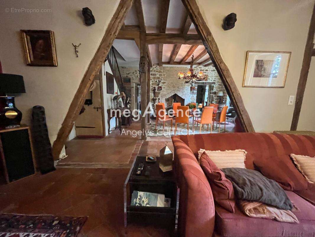 Maison à BEAUMONT-SUR-SARTHE