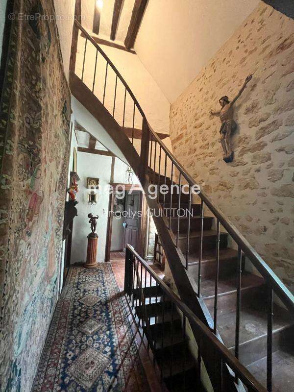 Maison à BEAUMONT-SUR-SARTHE