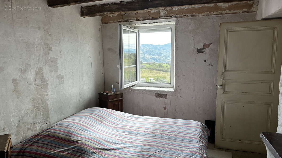 Maison à COLOMBIER-LE-VIEUX