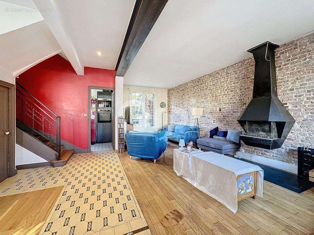 Maison à LE PERREUX-SUR-MARNE