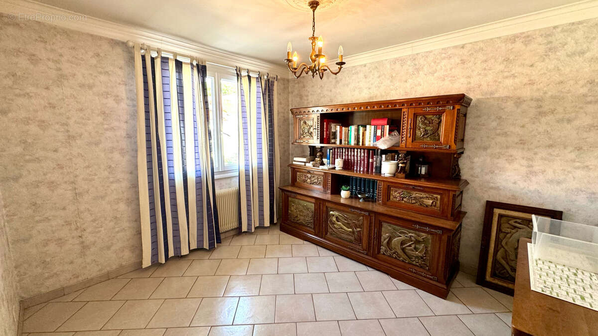 Maison à SAINT-CYPRIEN