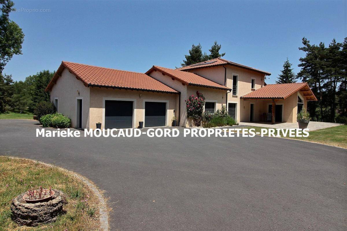 Maison à CRAPONNE-SUR-ARZON