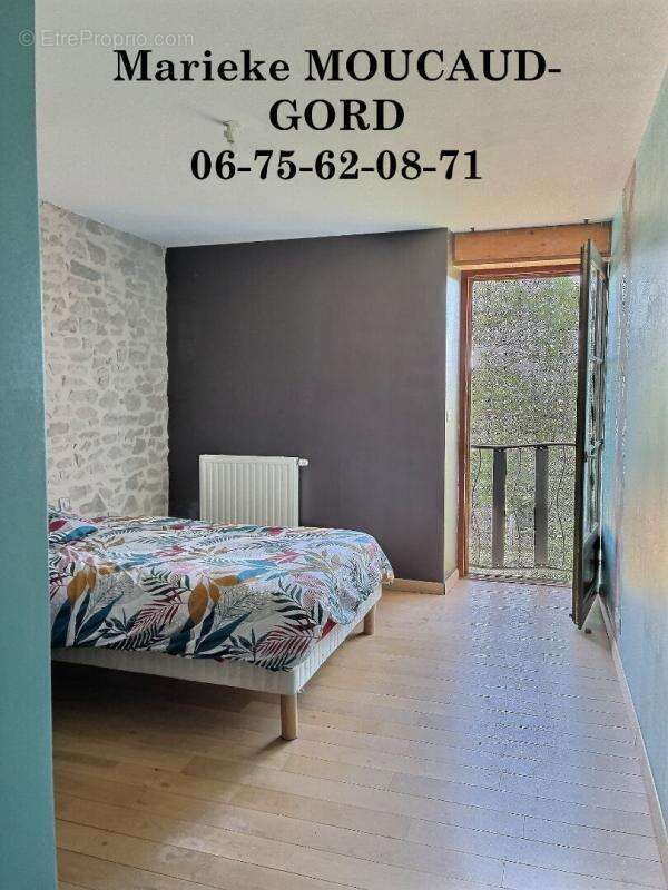 Maison à SAINT-PIERRE-DU-CHAMP