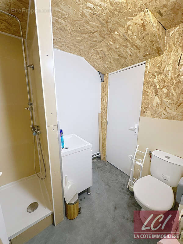 Commerce à LA TESTE-DE-BUCH