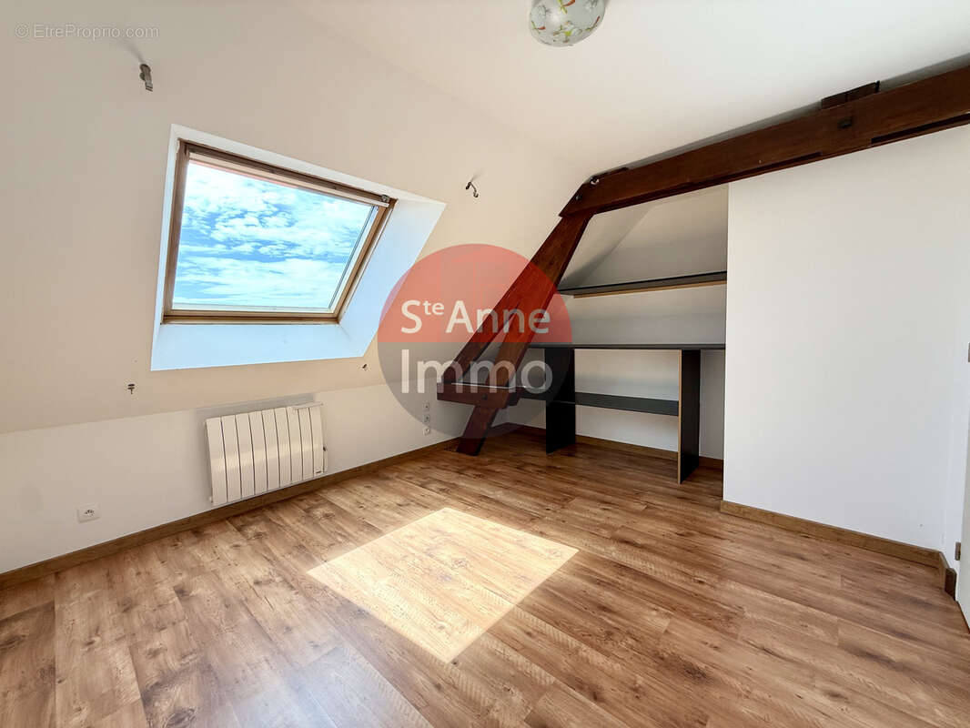 Maison à ROSIERES-EN-SANTERRE