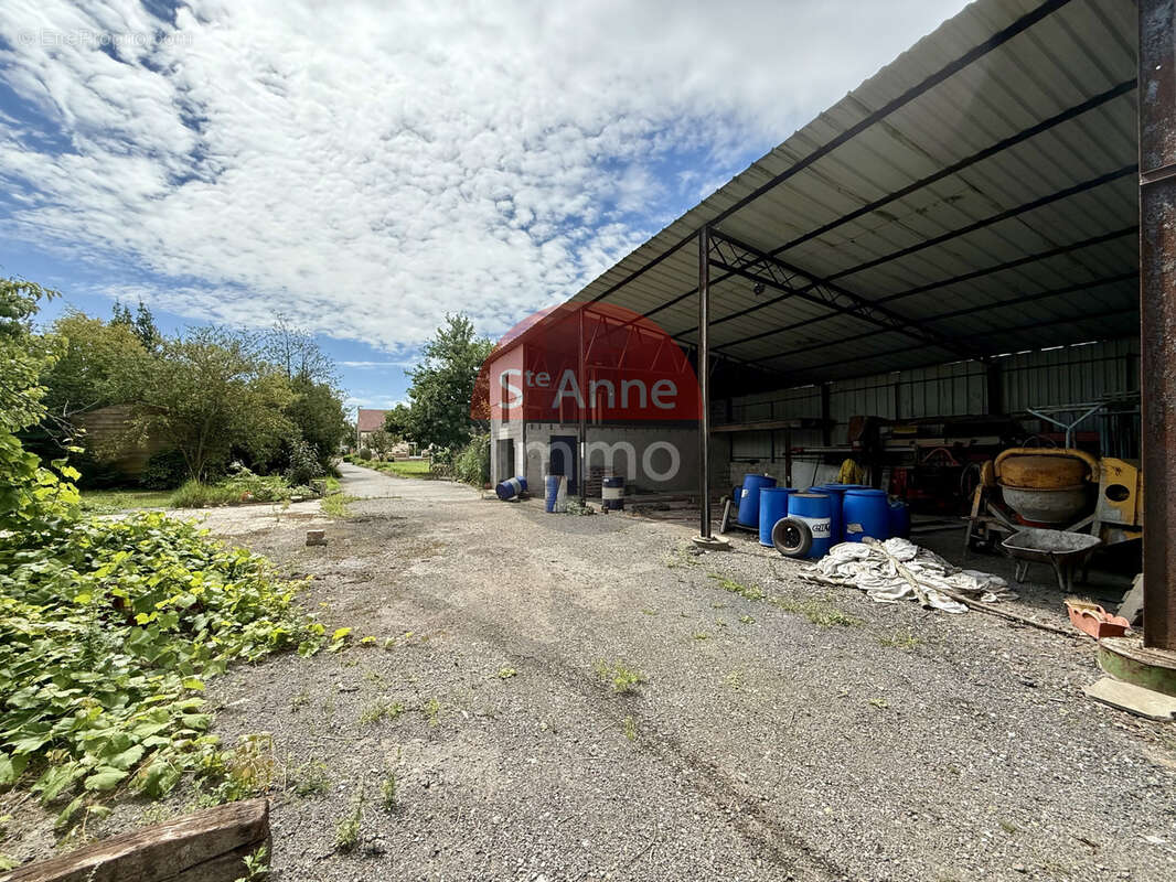 Maison à ROSIERES-EN-SANTERRE