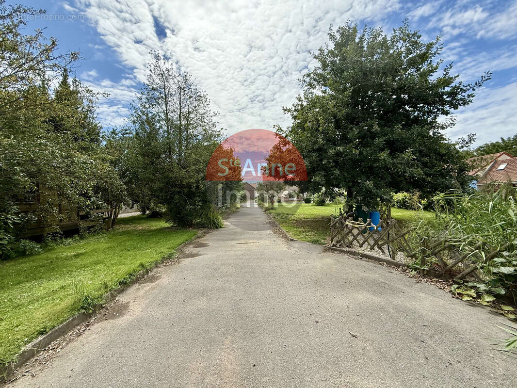 Maison à ROSIERES-EN-SANTERRE