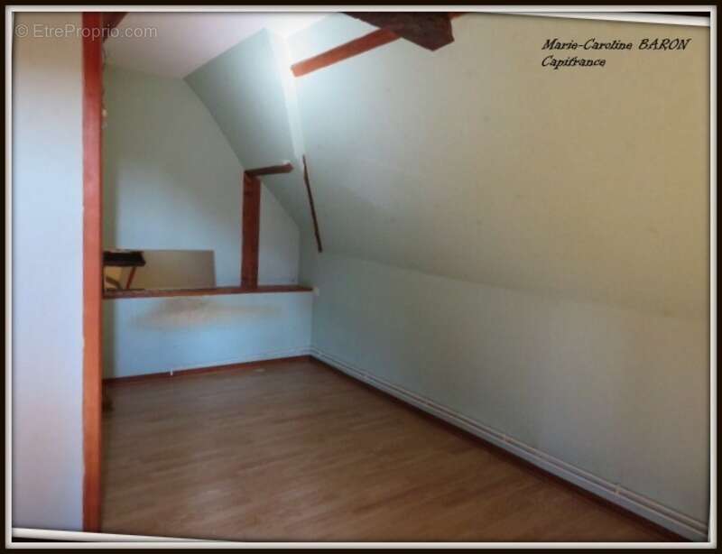 Maison à NEONS-SUR-CREUSE