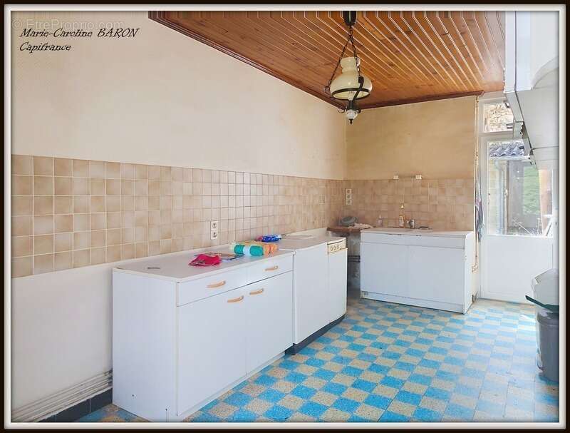 Maison à NEONS-SUR-CREUSE