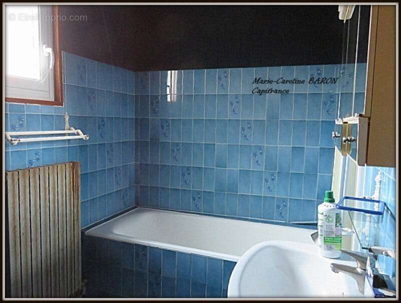 Maison à NEONS-SUR-CREUSE