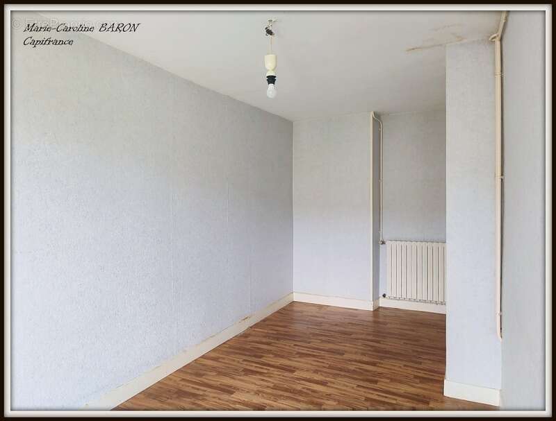 Maison à NEONS-SUR-CREUSE