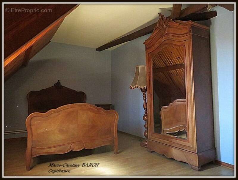 Maison à NEONS-SUR-CREUSE