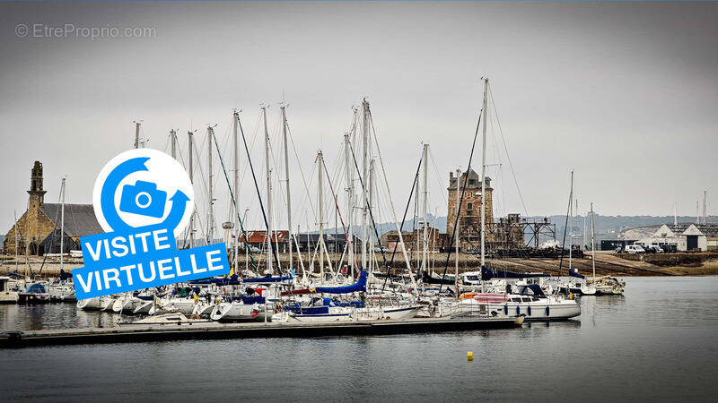 Commerce à CAMARET-SUR-MER