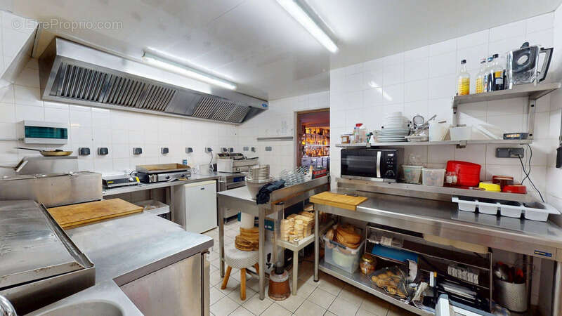 Commerce à CAMARET-SUR-MER