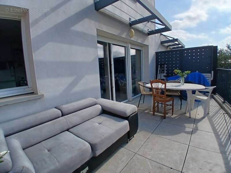 Appartement à SAUVIAN