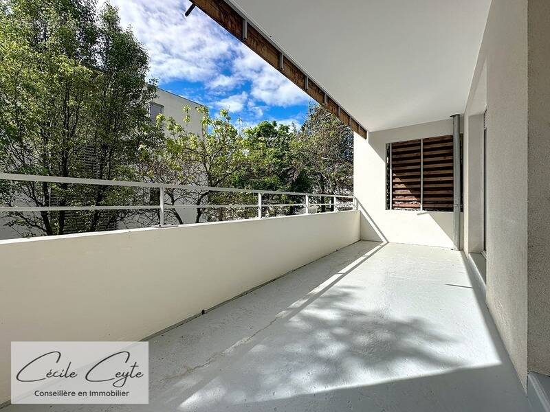 Appartement à MEYLAN