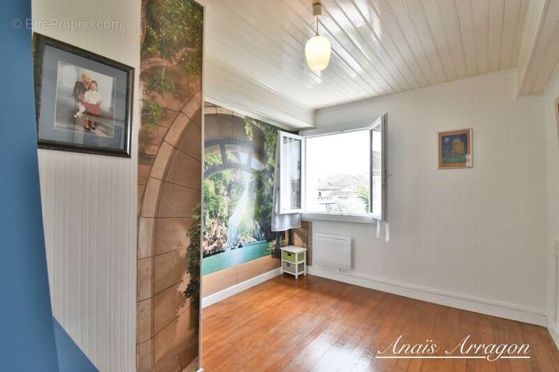 Maison à SAINTE-LIVRADE-SUR-LOT