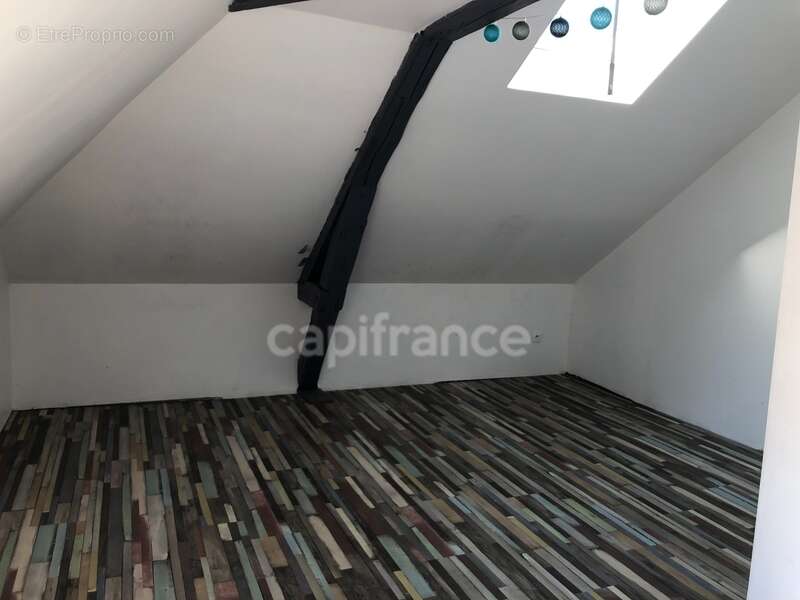 Maison à BEUZEVILLE-LA-GRENIER