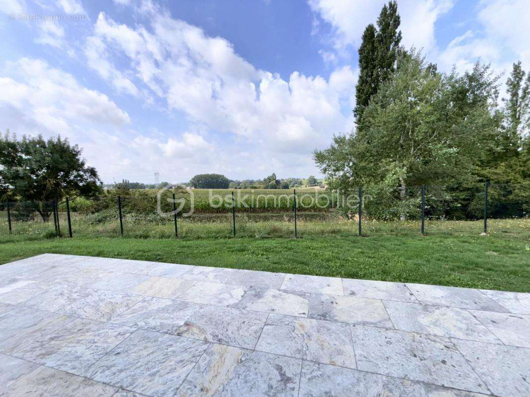 Maison à DOUCHY-LES-MINES