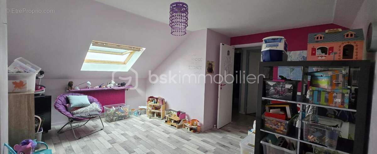 Maison à OZOIR-LA-FERRIERE