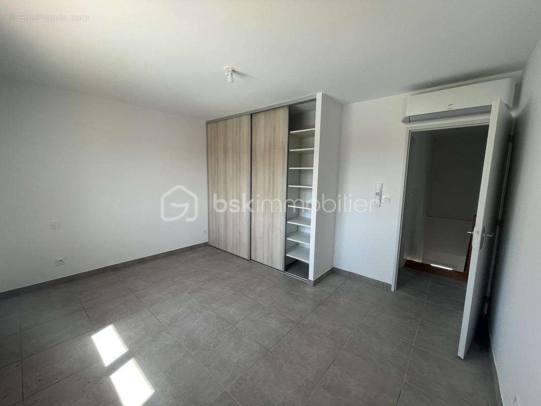 Maison à SAINT-SULPICE