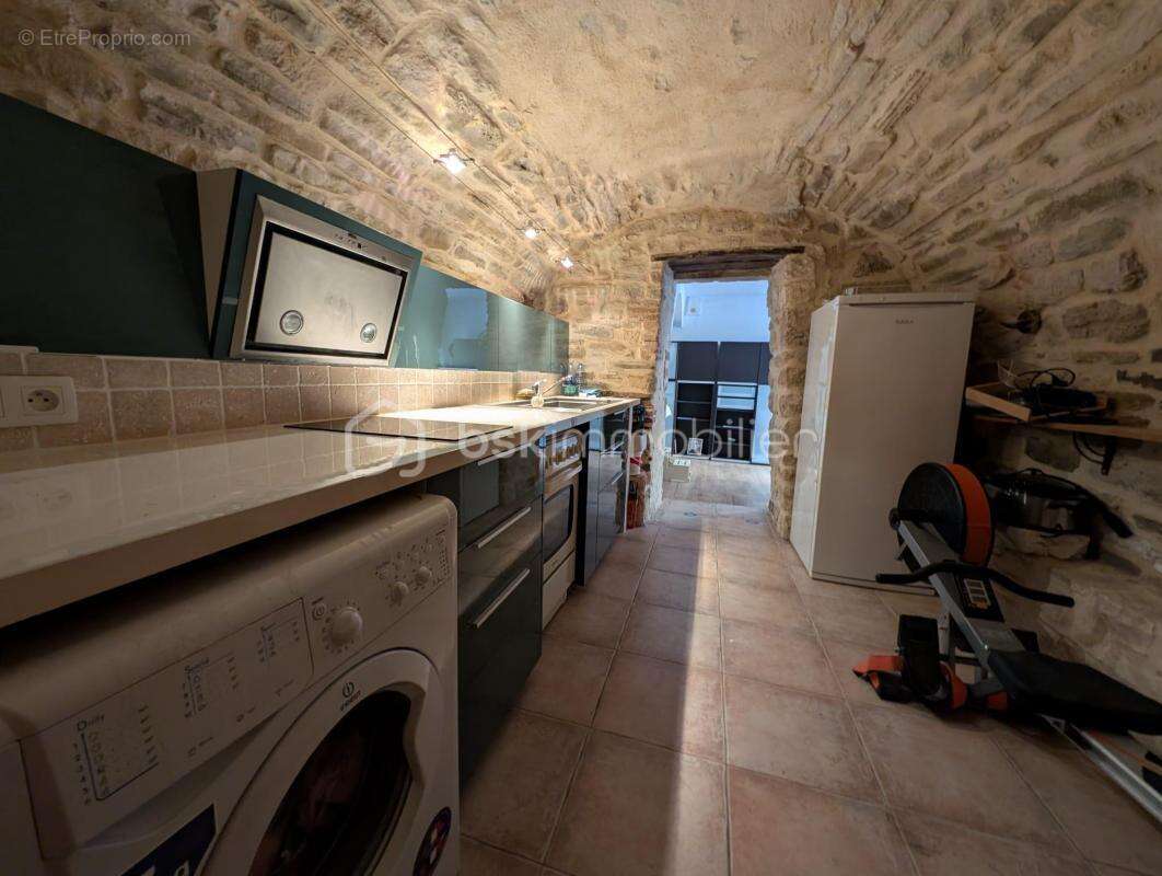 Maison à VEZENOBRES