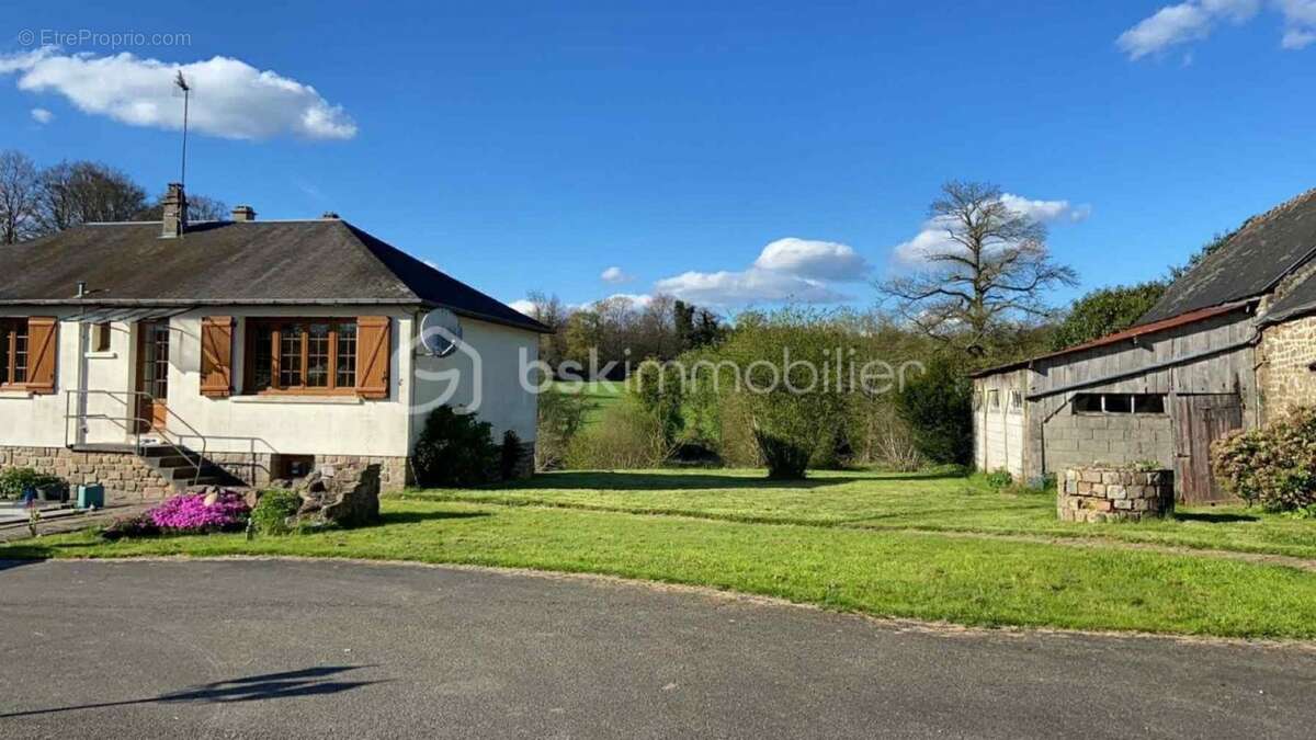 Maison à MAGNY-LE-DESERT