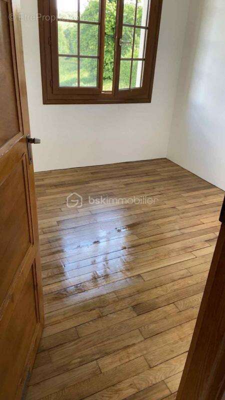 Maison à MAGNY-LE-DESERT