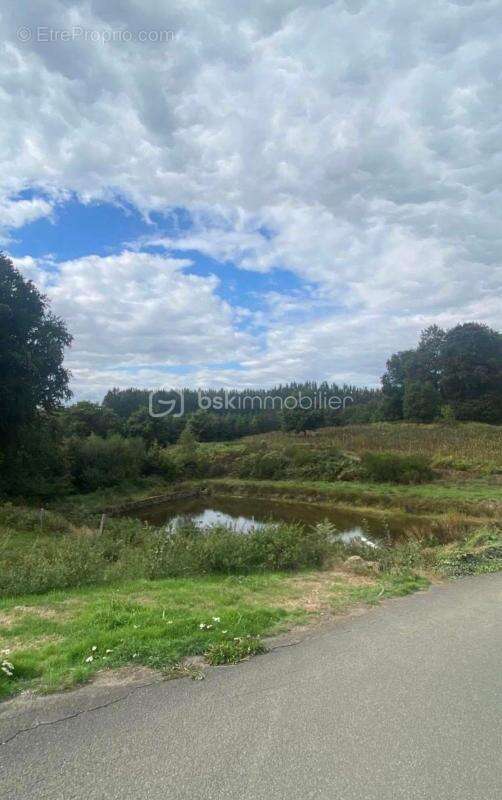 Maison à MAGNY-LE-DESERT