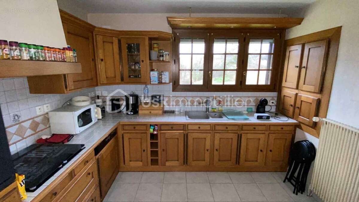 Maison à MAGNY-LE-DESERT