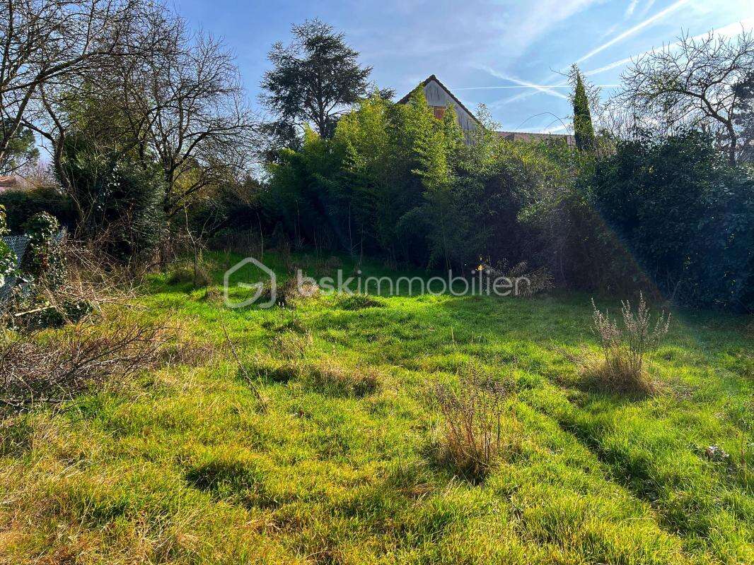 Terrain à MARLY-LE-ROI